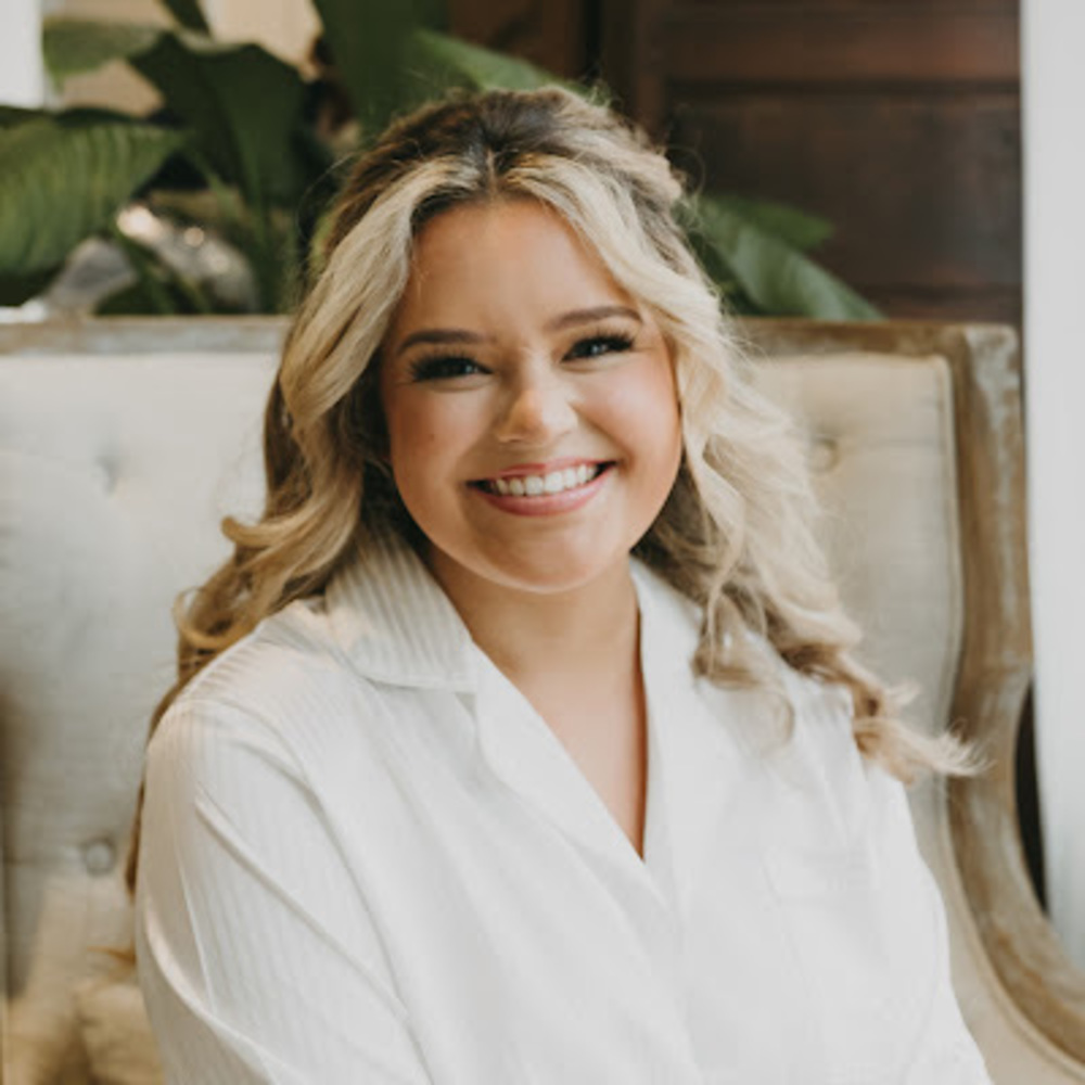 Meet your Posher, Caleigh